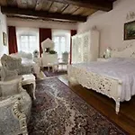 Affittacamere Leylaria 3*