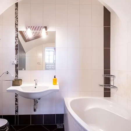 게스트하우스 Leylaria