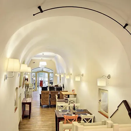 Leylaria Pensjonat 3*