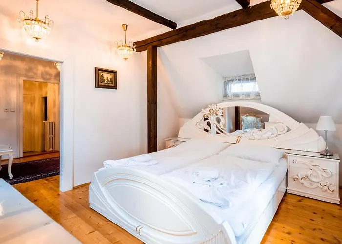 Leylaria Pensjonat 3*