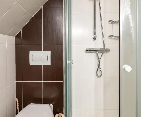 Leylaria Gæstehus 3*